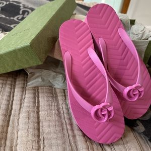 SOLD-100% authentic Gucci platform flip flops